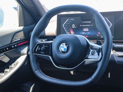 Used 2024 BMW 530i w/ Convenience Package RWD image 16