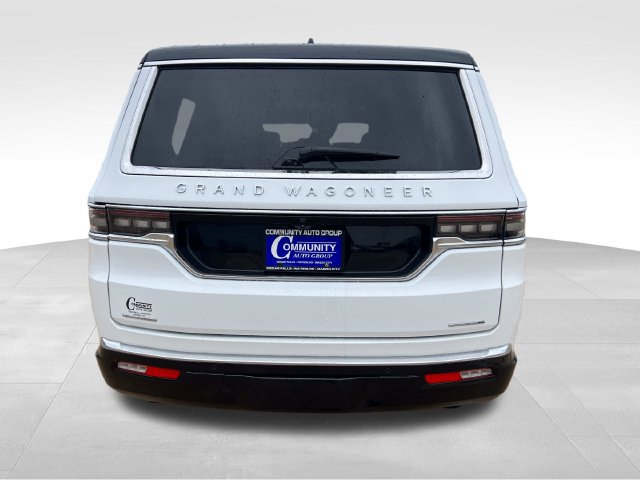 Used 2023 Jeep Grand Wagoneer Series II AWD/4WD image 5