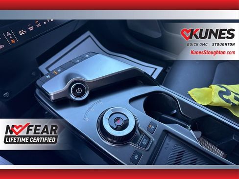 Used 2024 Kia EV6 Wind image 36