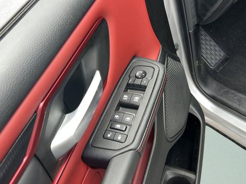 Used 2025 RAM 1500 Rebel image 24