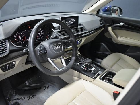 Used 2018 Audi Q5 Prestige w/ Prestige Package image 4