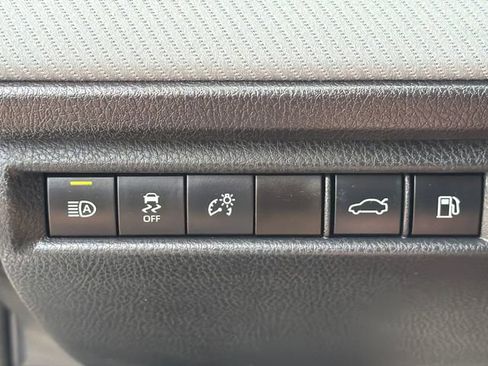 Used 2026 Toyota Camry SE w/ Convenience Package FWD image 21