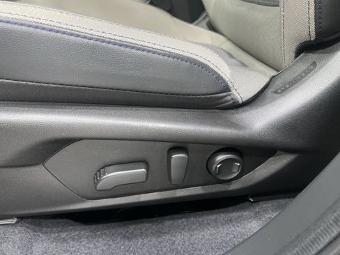 Certified 2025 Subaru Forester Premium AWD/4WD image 12