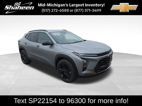 Used 2024 Chevrolet Trax ACTIV w/ Driver Confidence Package FWD image 1