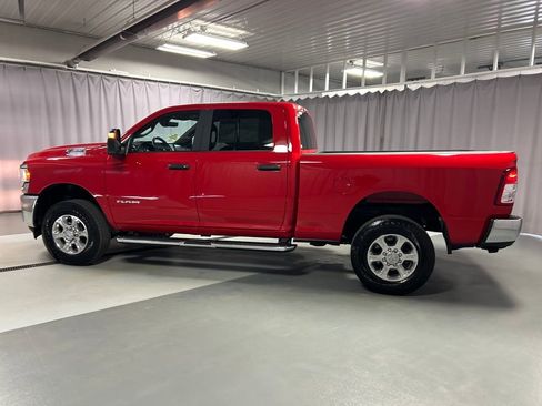 Used 2024 RAM 2500 Big Horn w/ Bed Utility Group AWD/4WD image 4
