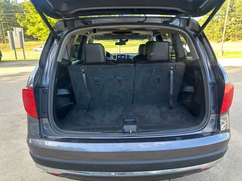 Used 2016 Honda Pilot Touring image 31