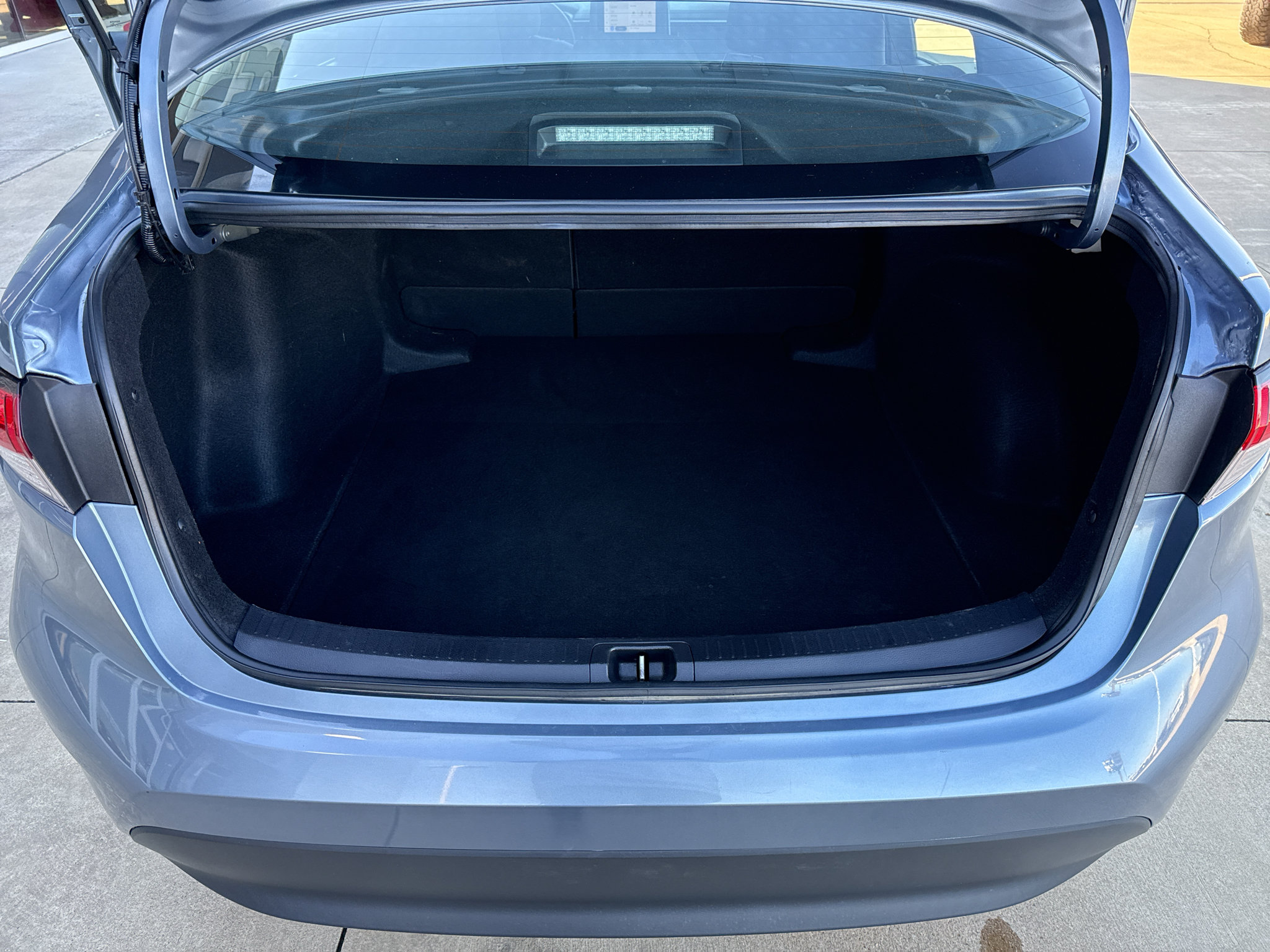 Used 2024 Toyota Corolla LE FWD image 18