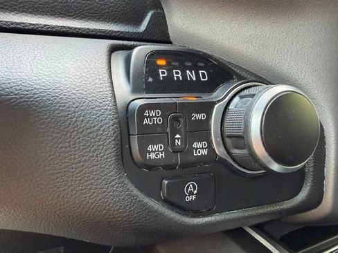 Used 2022 RAM 1500 Big Horn AWD/4WD image 23