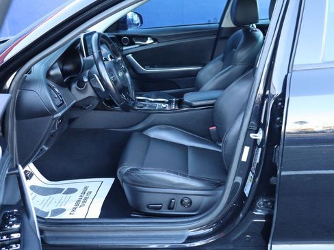 Used 2018 Kia Stinger image 15