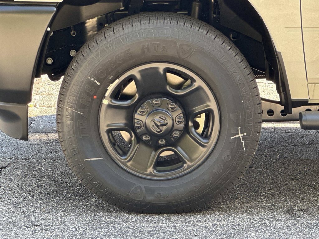 New 2026 RAM 3500 Tradesman AWD/4WD image 8
