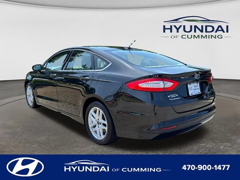 Used 2014 Ford Fusion SE FWD image 6