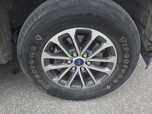 Used 2020 Ford F150 XLT w/ Equipment Group 302A Luxury AWD/4WD image 8