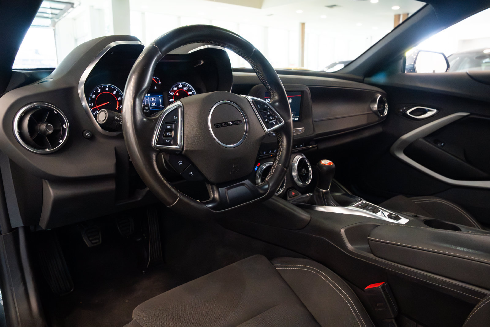 Used 2023 Chevrolet Camaro LT RWD image 16