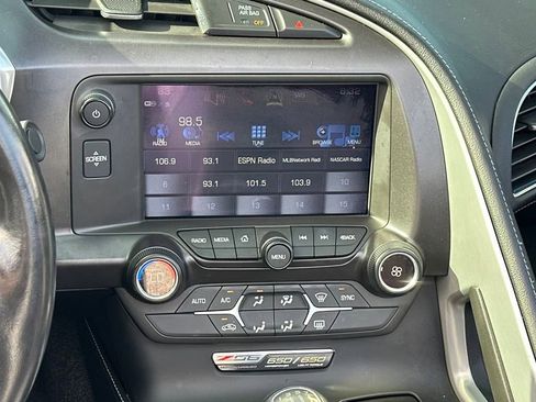 Used 2018 Chevrolet Corvette Z06 w/ Battery Protection Package image 15