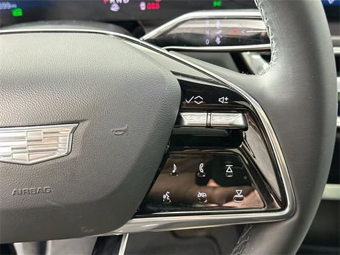 Used 2024 Cadillac Lyriq Tech image 22
