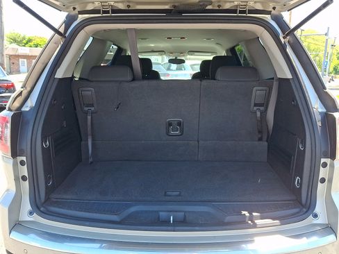 Used 2014 GMC Acadia SLE AWD/4WD image 29