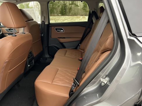 New 2026 Nissan Rogue Platinum image 28