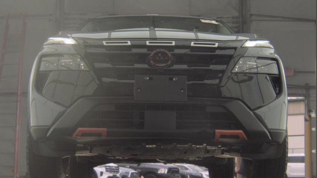 Used 2025 Nissan Rogue SV w/ Rock Creek Premium Package AWD/4WD image 3
