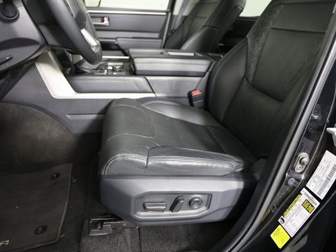 Used 2023 Toyota Tundra Limited image 13