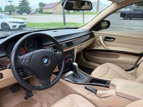 Used 2011 BMW 328i xDrive Sedan AWD/4WD image 12