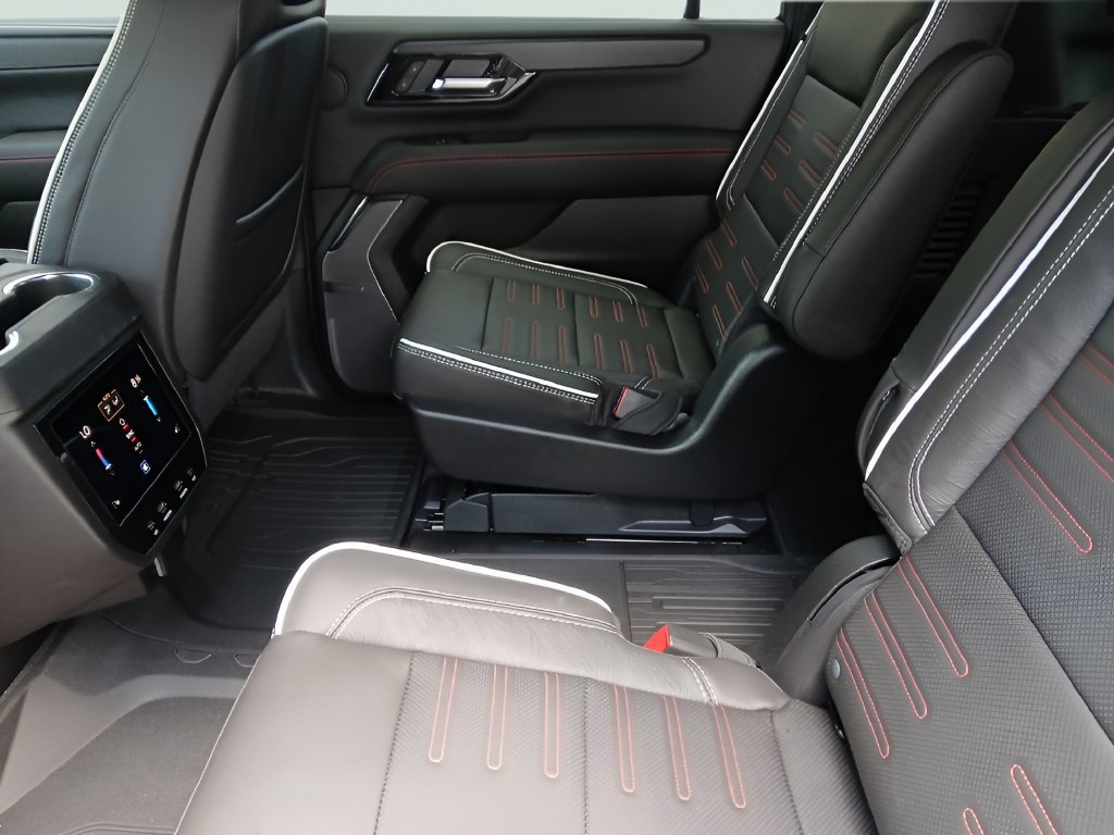 New 2026 GMC Yukon XL AT4 Ultimate AWD/4WD image 19