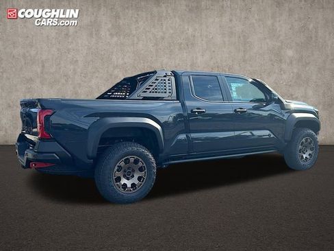 New 2025 Toyota Tacoma Trailhunter image 5