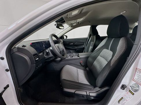 New 2026 Nissan Sentra SV w/ SV Convenience Package FWD image 10