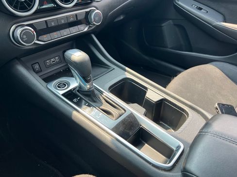 Used 2024 Nissan Sentra SV FWD image 22