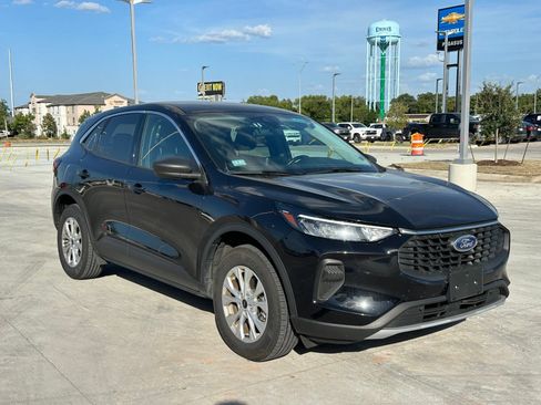Used 2024 Ford Escape Active AWD/4WD image 7