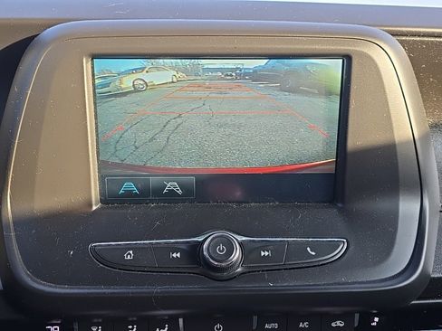 Used 2017 Chevrolet Camaro LT image 17