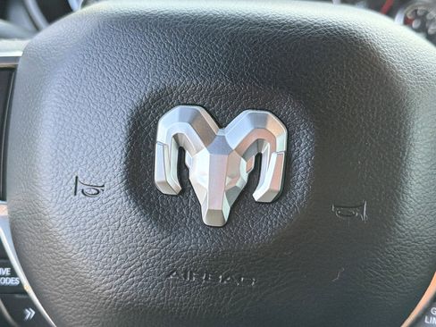 Used 2025 RAM 1500 Laramie image 25