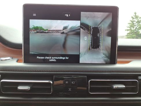 Certified 2023 Lincoln Aviator Reserve w/ Class IV Trailer Tow Package AWD/4WD image 21