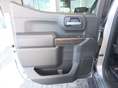 Used 2021 Chevrolet Silverado 1500 RST w/ Z71 Off-Road Package image 16