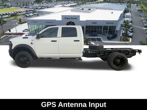New 2026 RAM 5500 Tradesman AWD/4WD image 9