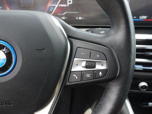Used 2023 BMW i4 eDrive35 w/ Premium Package RWD image 48