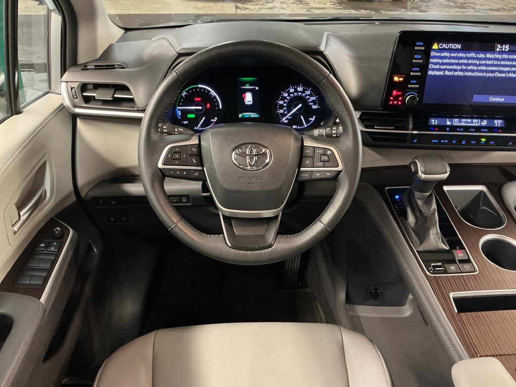Certified 2021 Toyota Sienna XLE AWD/4WD image 16