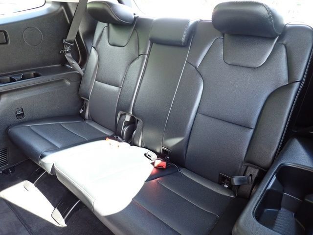 Used 2024 Kia Telluride EX AWD/4WD image 18