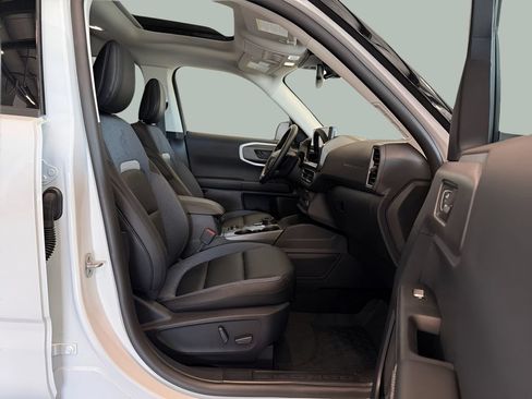 Certified 2025 Ford Bronco Sport Outer Banks w/ Outer Banks Tech Package+ AWD/4WD image 30