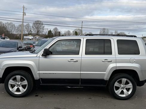 Used 2011 Jeep Patriot Latitude image 4