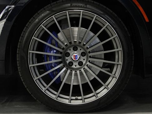 Used 2024 BMW ALPINA XB7 AWD/4WD image 9