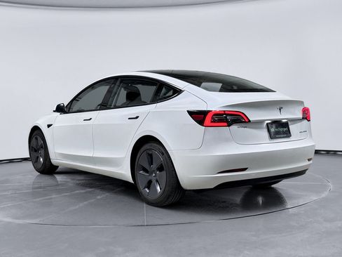 Used 2022 Tesla Model 3 Long Range AWD/4WD image 2