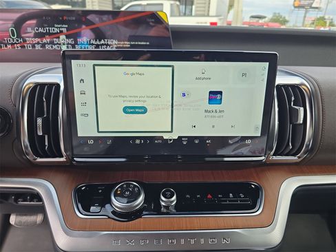 New 2025 Ford Expedition King Ranch image 19