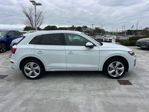 Used 2022 Audi Q5 2.0T Premium Plus w/ Premium Plus Package image 4