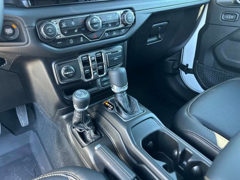 New 2026 Jeep Wrangler Unlimited Sahara w/ Safety Group AWD/4WD image 24