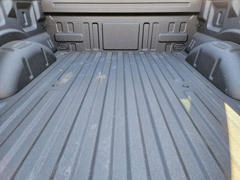 Used 2025 Ford F150 XLT w/ Equipment Group 302A MID image 33