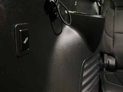 Used 2019 Chevrolet Tahoe Premier image 21