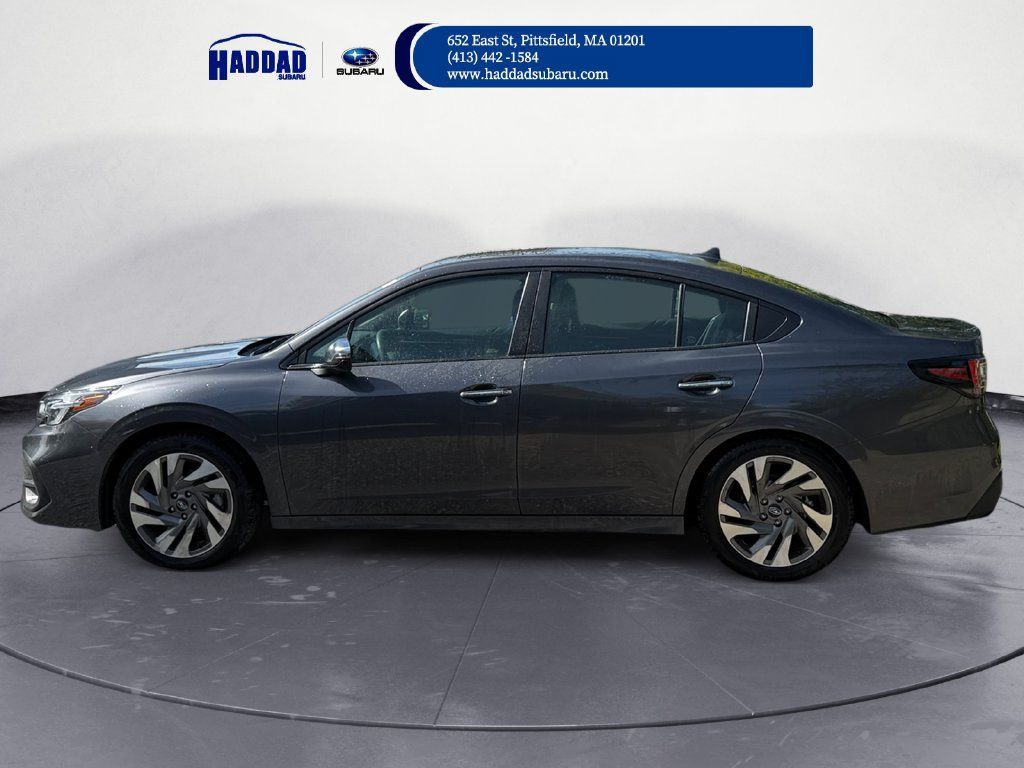 Used 2025 Subaru Legacy Touring XT AWD/4WD image 2