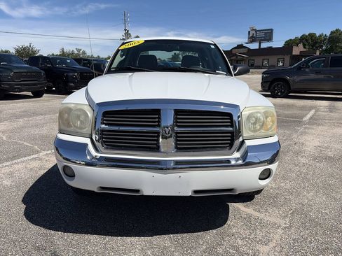Used 2005 Dodge Dakota Laramie AWD/4WD image 9