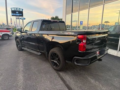 Used 2023 Chevrolet Silverado 1500 Custom w/ LPO, Dark Essentials Package AWD/4WD image 9