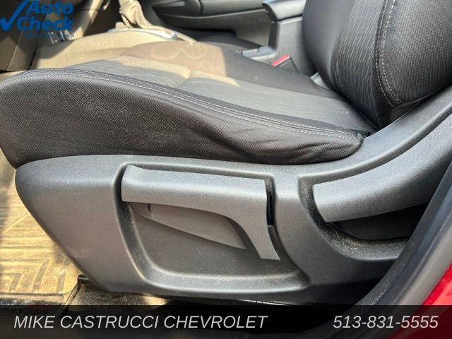 Used 2017 Nissan Rogue S AWD/4WD image 9